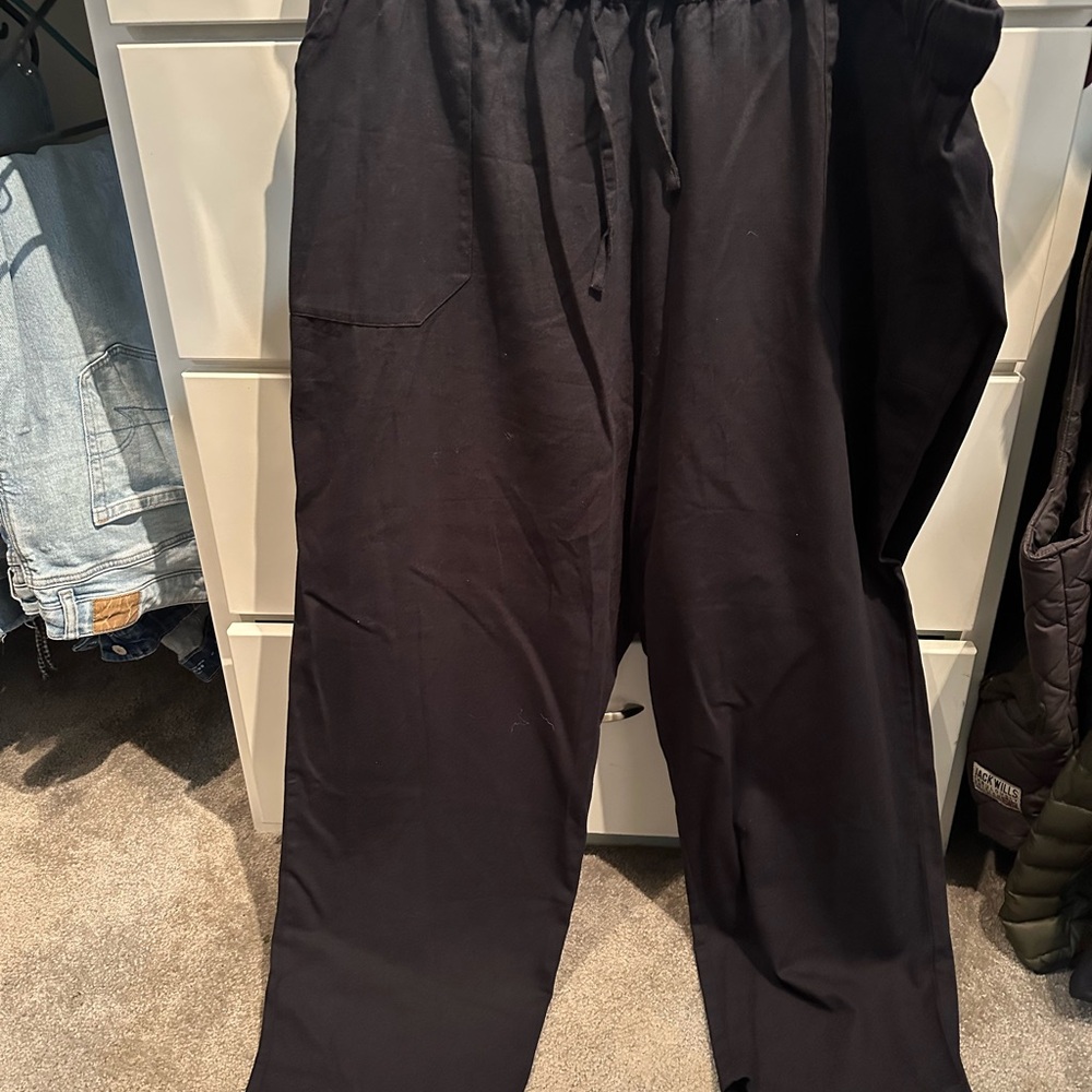 Able Women's Black Drawstring Pants - image 3